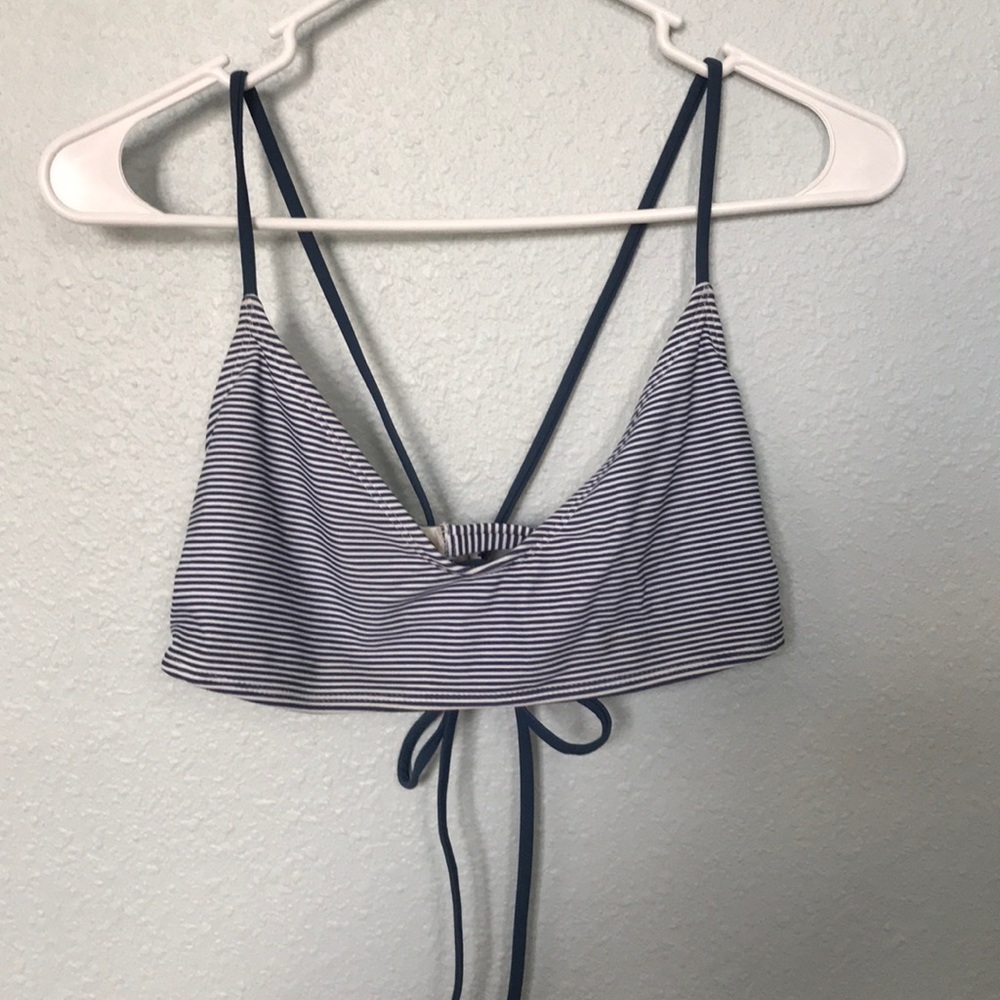 Cross-back bathing suit top